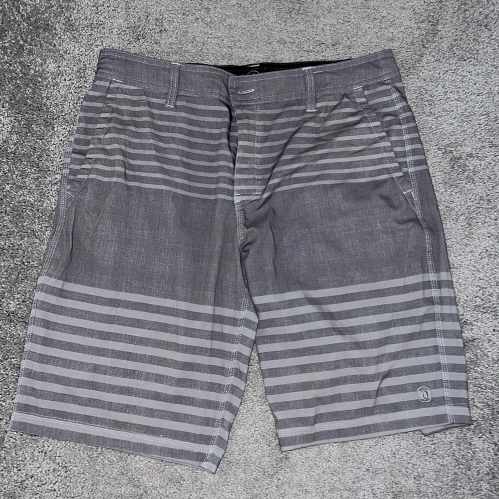 Men’s shorts. Grey striped size 34